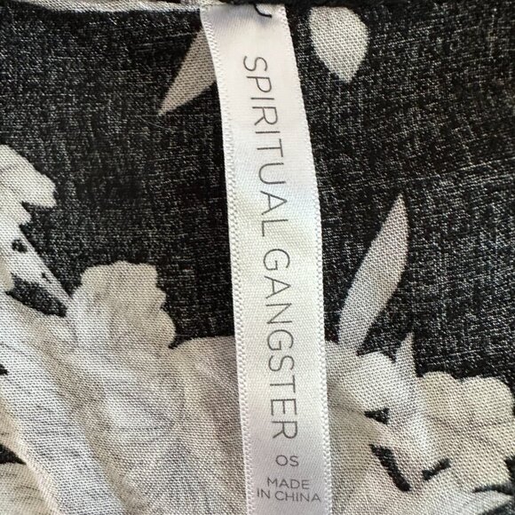 Spiritual Gangster Maya Black Floral Tie Front Kimono Robe Cover Up Duster - Picture 11 of 14